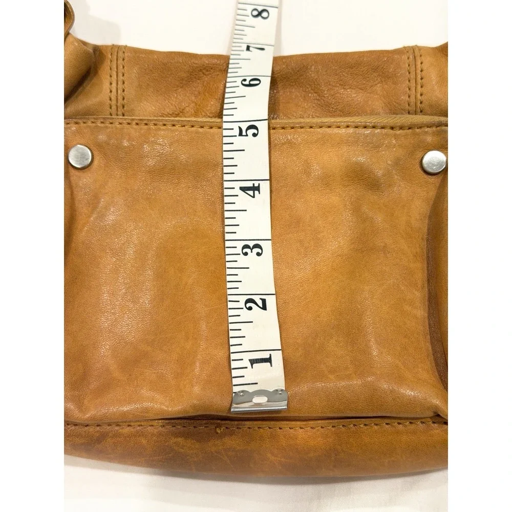 Ellington Eva Leather Crossbody Bag Tan Vintage Inspired Boho Y2K